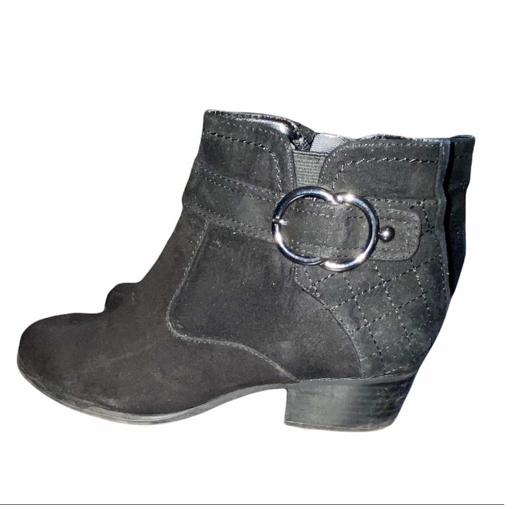 {Unisa} Piera Bootie with buckle